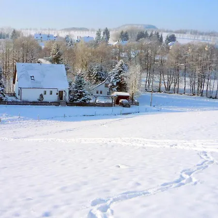 Comfortable Holiday In Near Horse Riding Ferienhaus